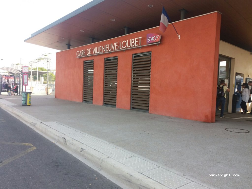 155278_gd Taxi Villeneuve-Loubet - Réservation 24h/7j